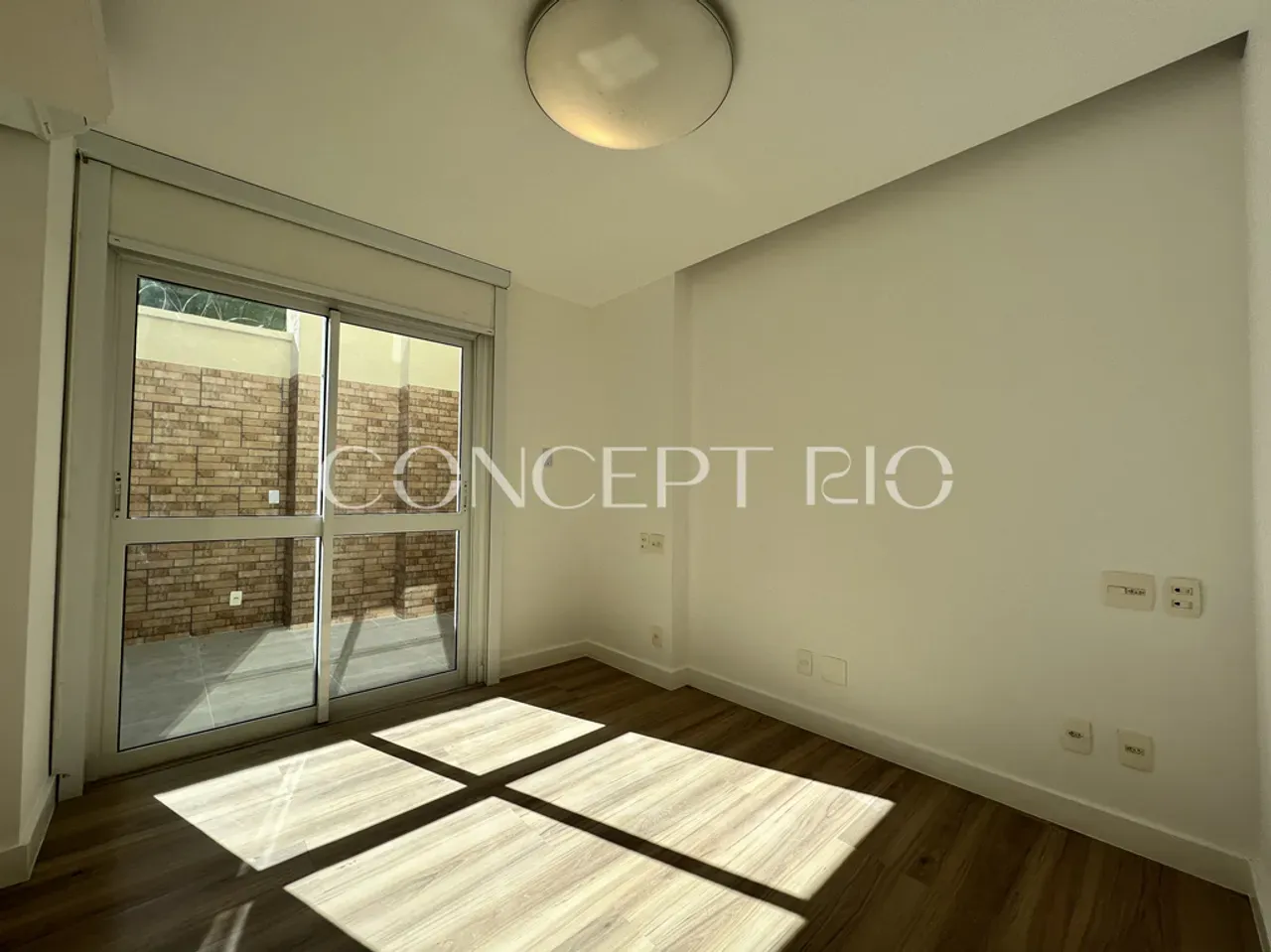 2-bedroom apartment with a private BBQ — photo 16
