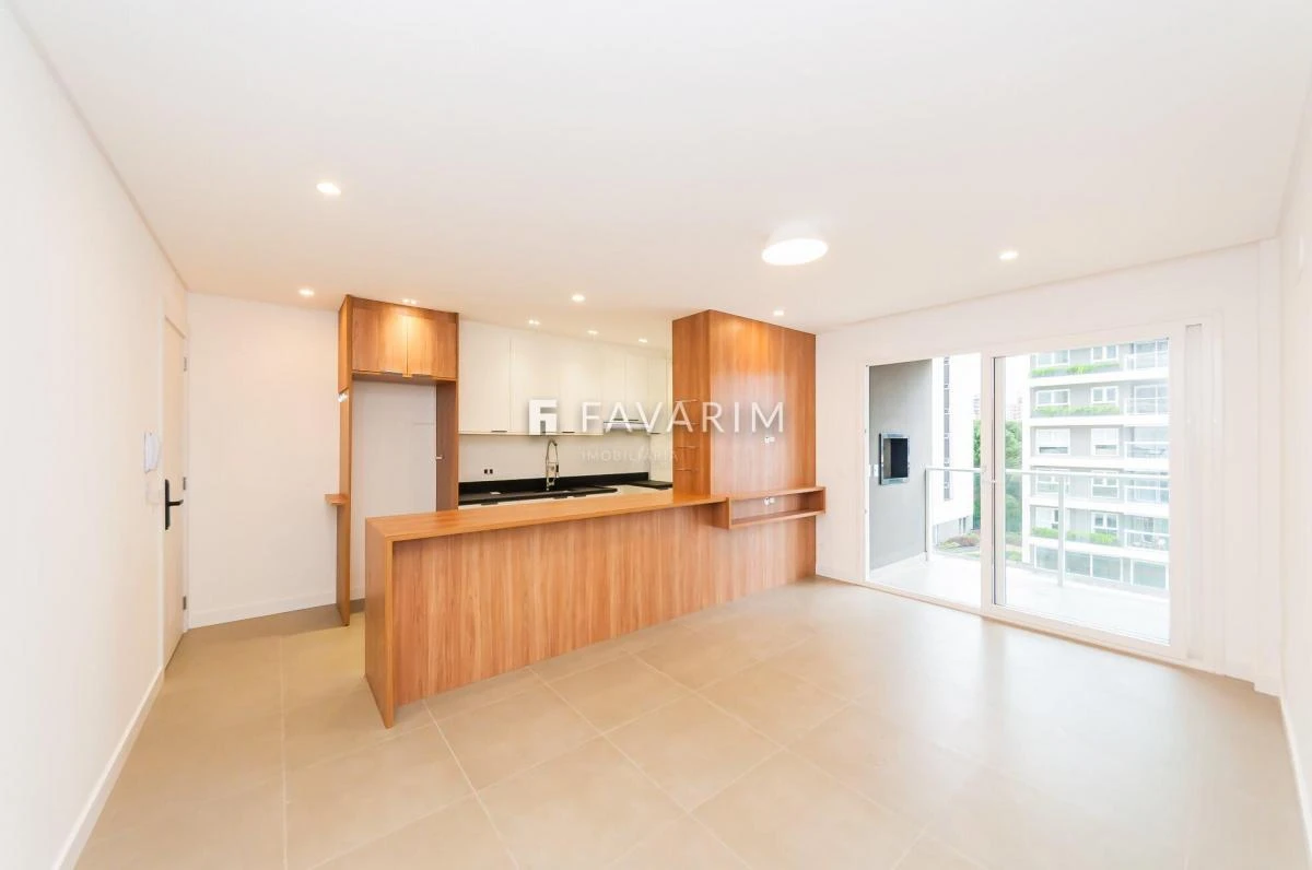 Furnished 2-bedroom apartment with 95 m² and 1 parking