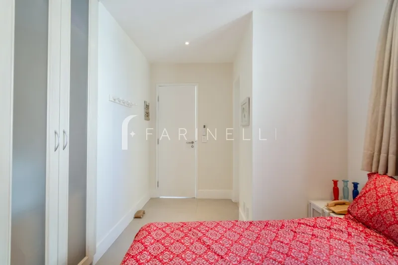 Furnished apartment, 189 m², with a grill on the balcony — photo 25