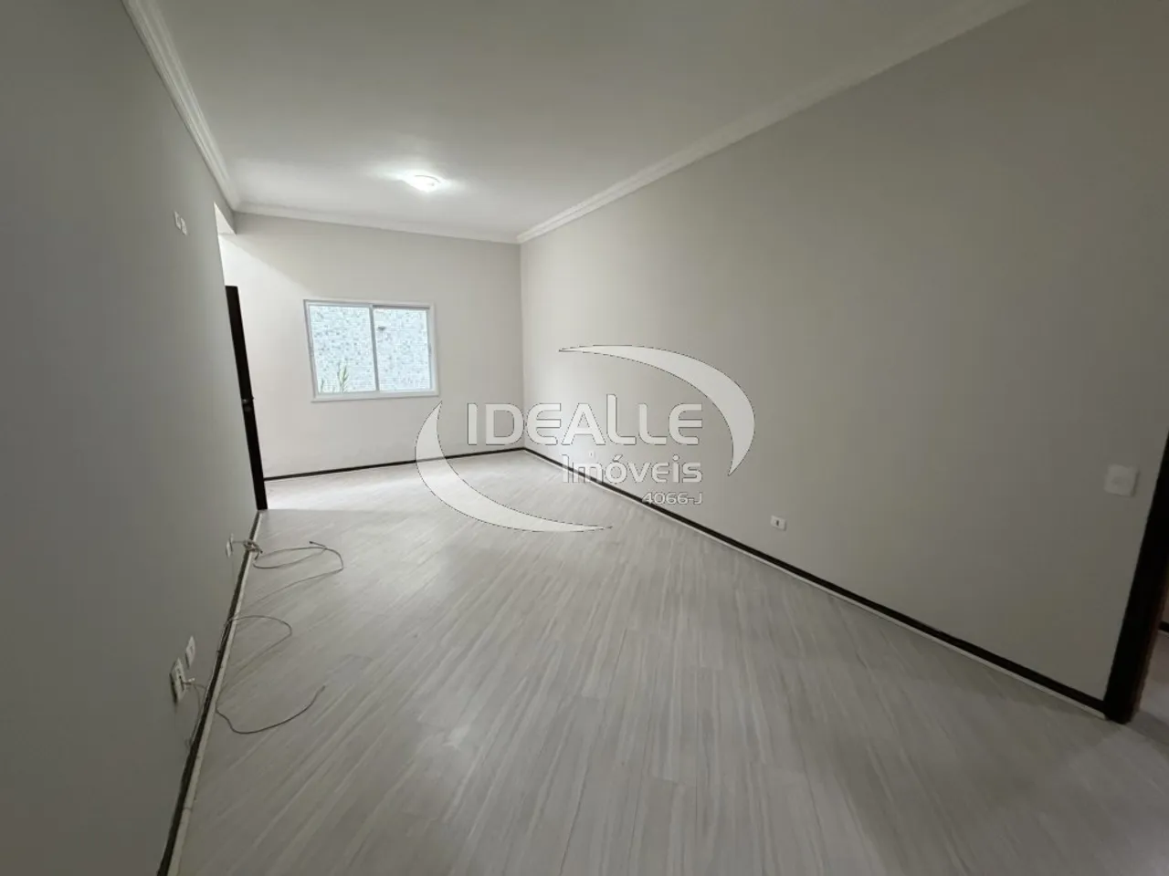 80 m² rental apartment with 2 bedrooms and suite — photo 3