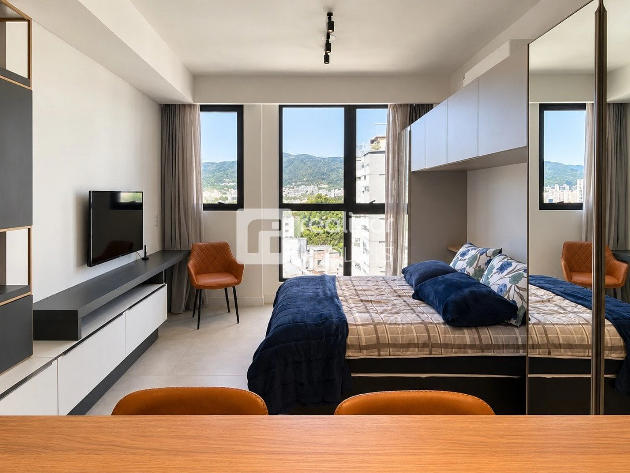 One-bedroom apartment with a dryer in Florianópolis — photo 11