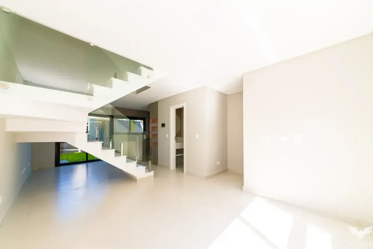 House with 3 bedrooms, 1 en-suite, balcony 135 m² — photo 3