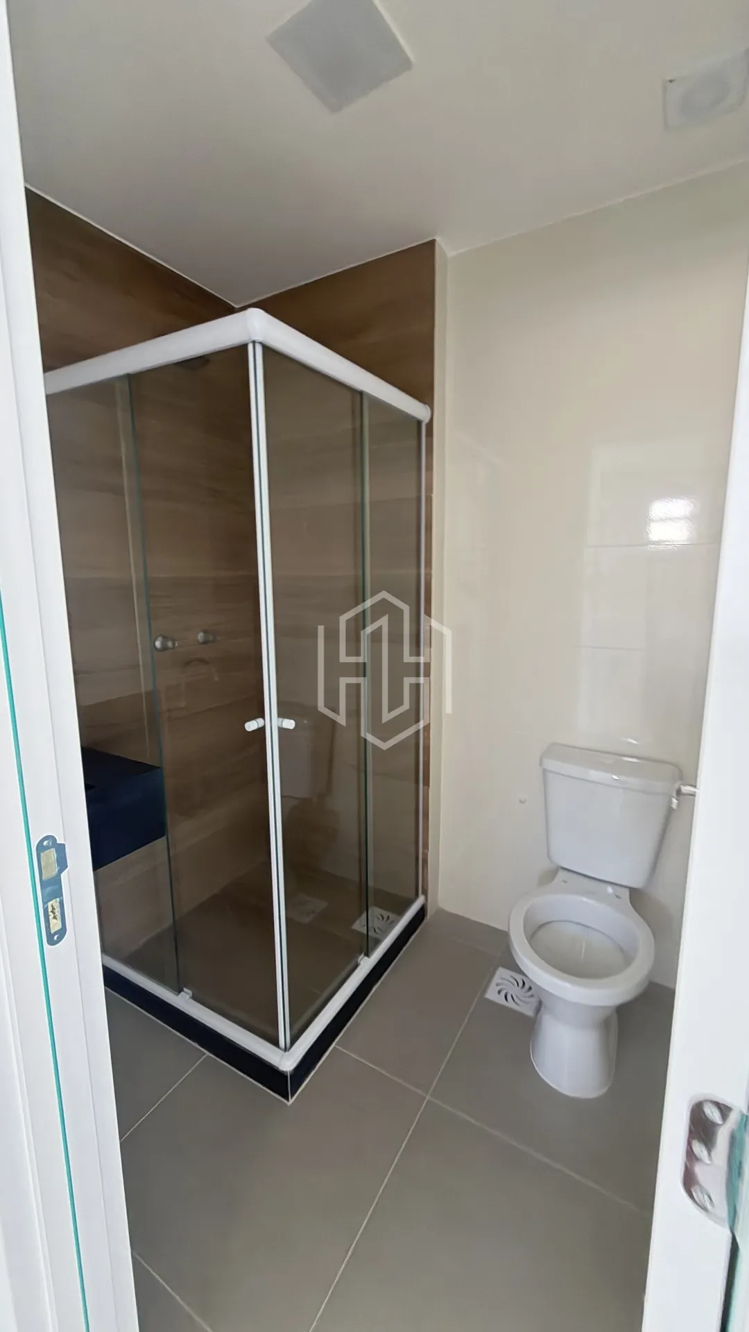 Балкон з грилем та 2 спальні: квартира 59 м² — photo 9