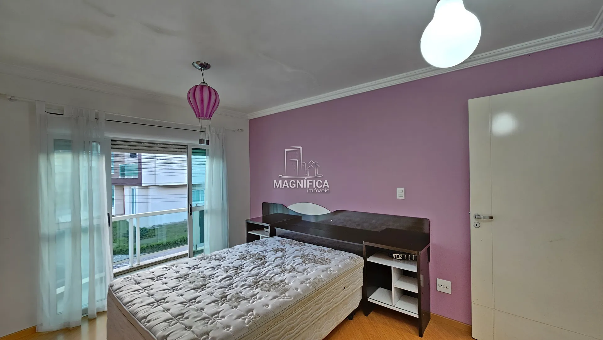 Unfurnished house with 3 en-suite bedrooms and 360 m² — photo 23