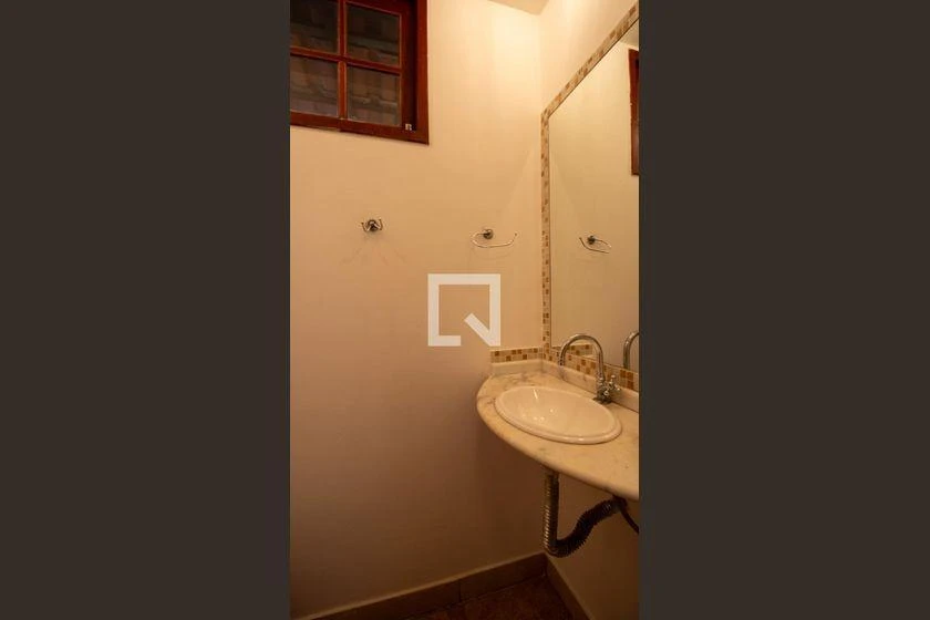Casa com 4 quartos e churrasqueira na varanda — photo 37