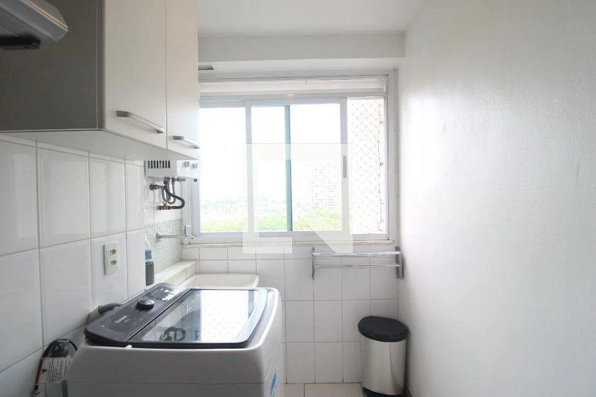 Furnished apartment, 83 m², with a glass-enclosed balcony — photo 29