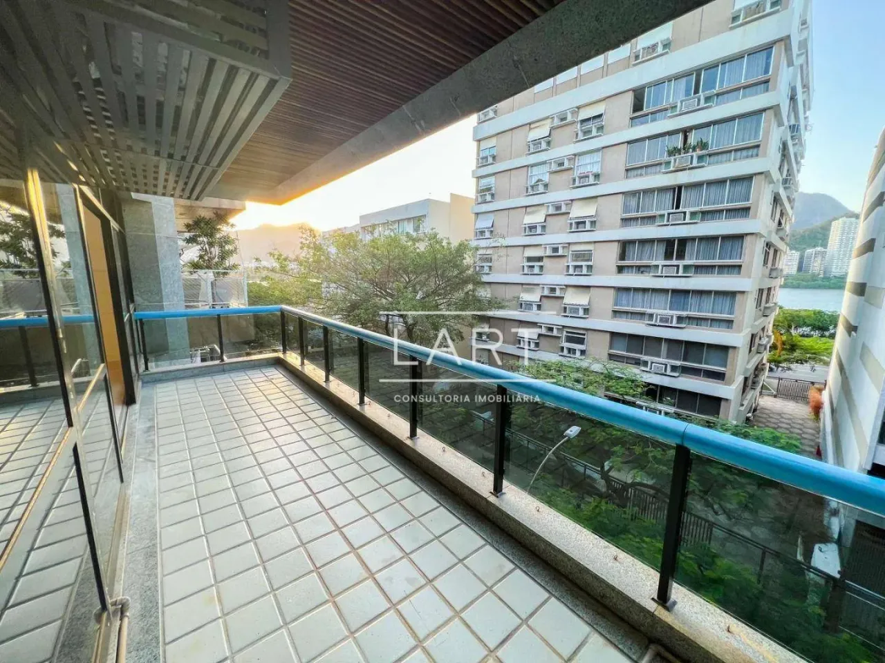 3-bedroom apartment, 125 m² — photo 13