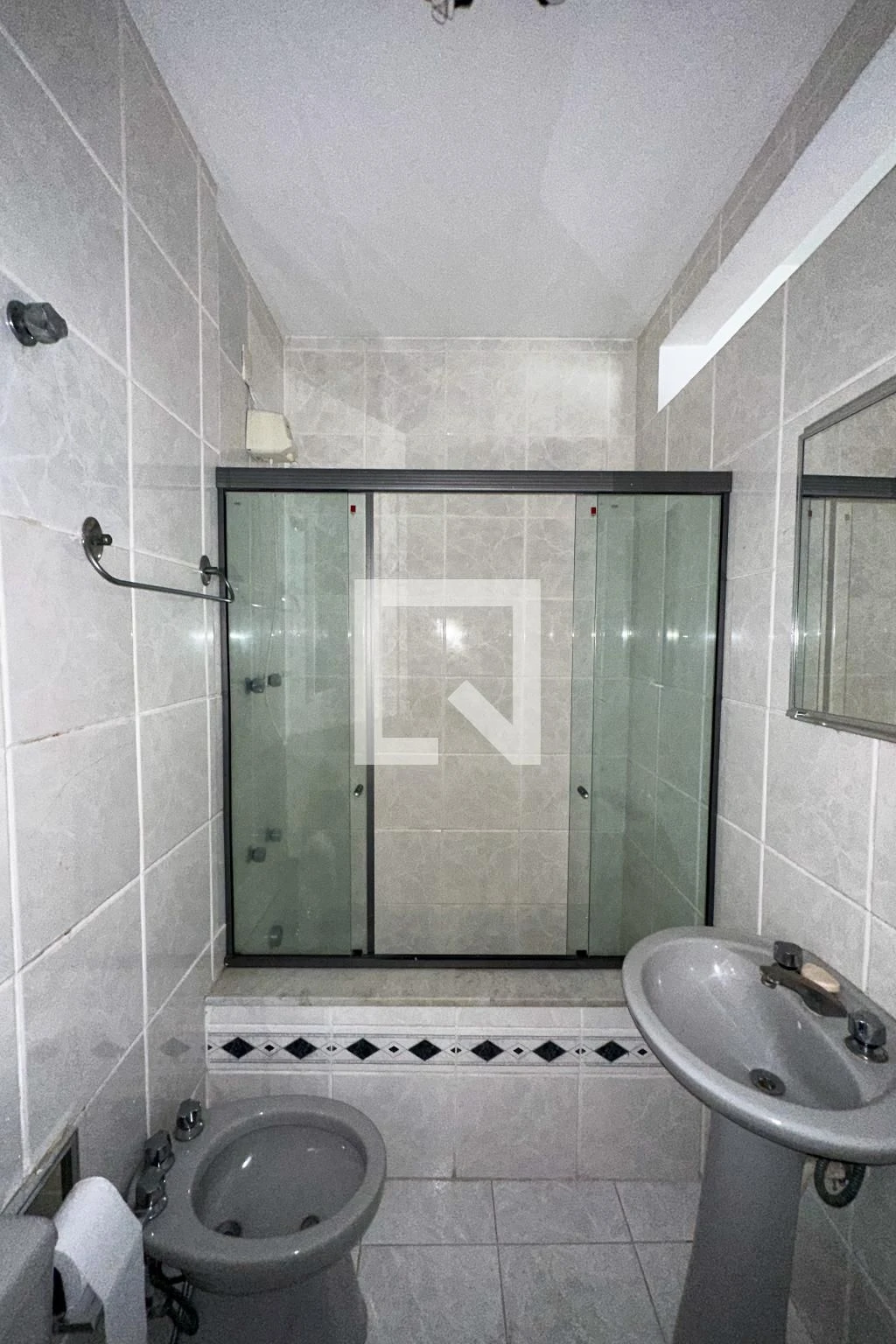 Apartamento com 4 quartos e sala de estar, 3 banheiros — photo 51