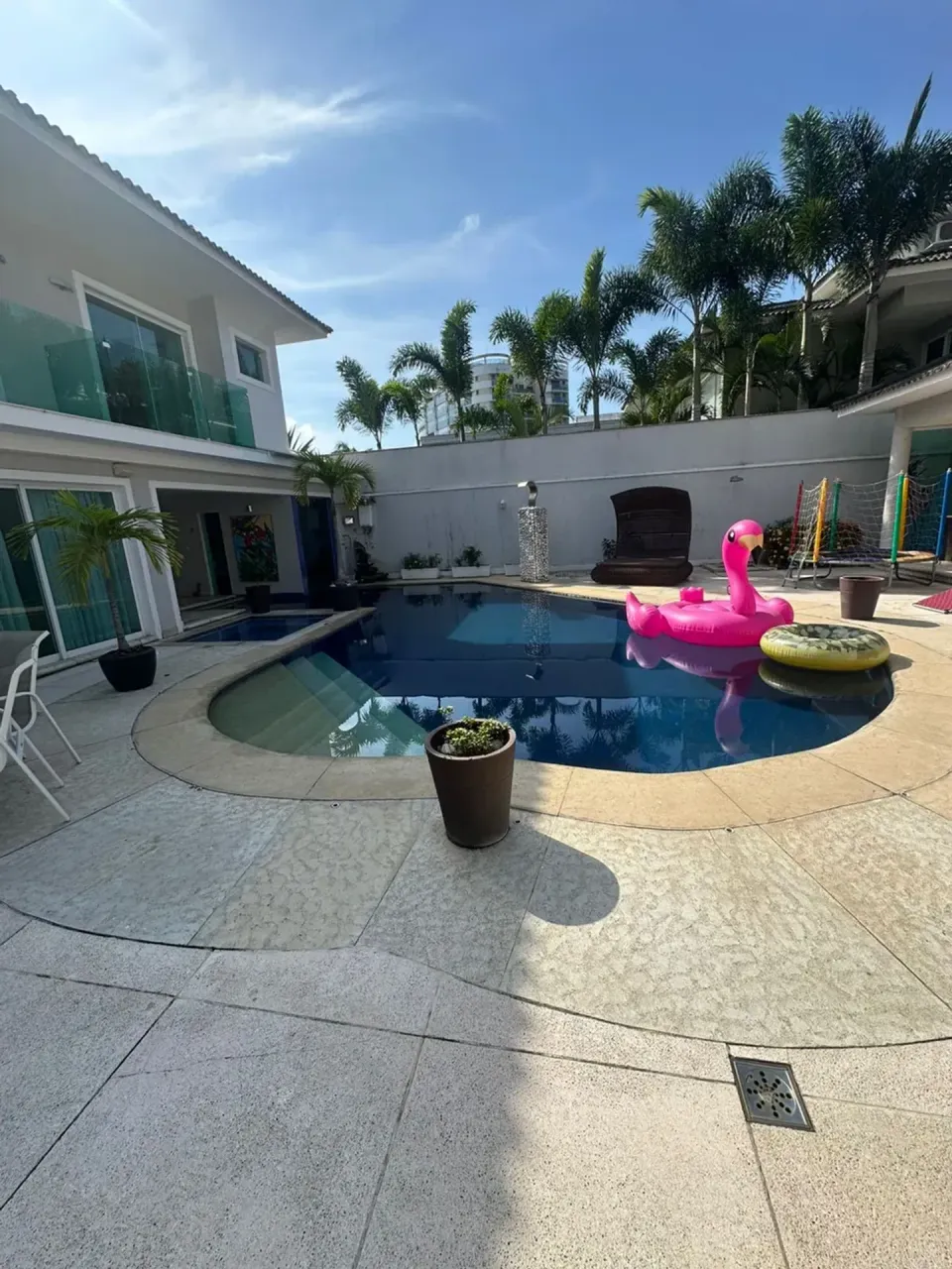 Casa mobiliada com 1 quarto e área de 732 m² — photo 2