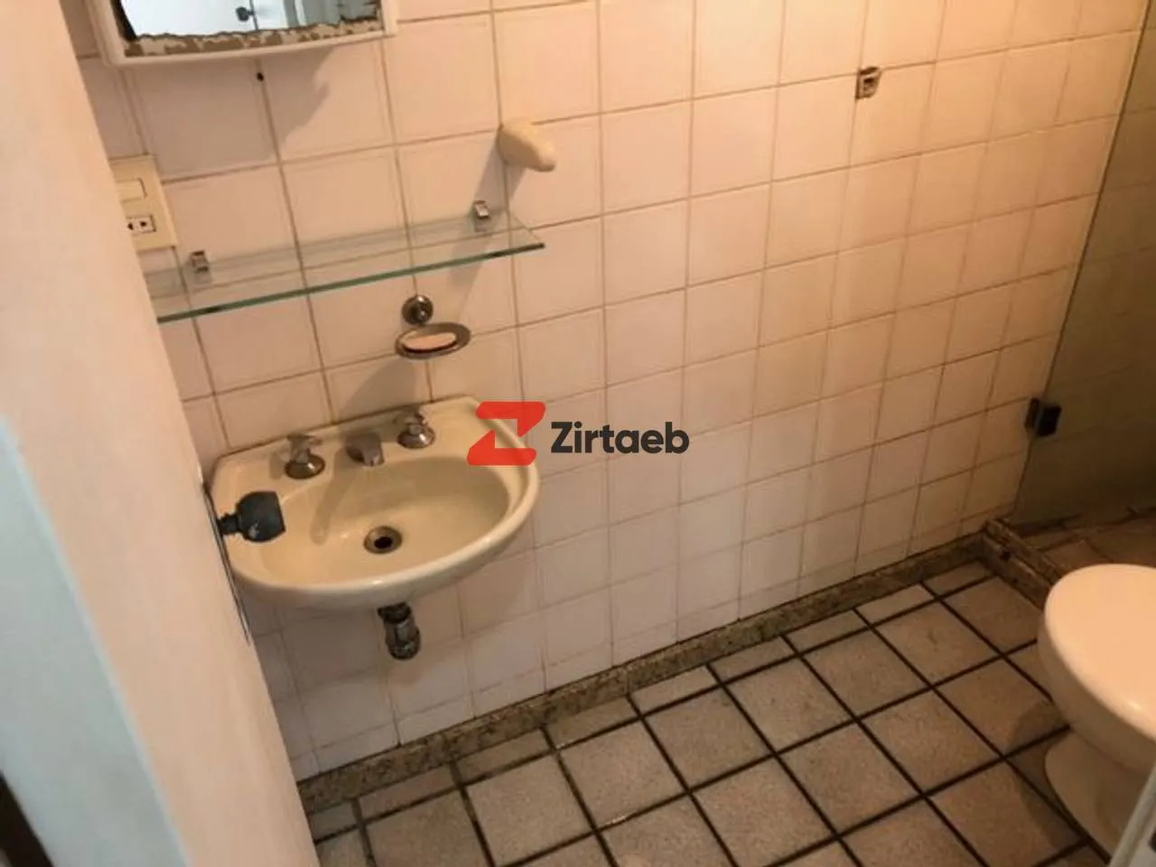 Квартира с 2 спальнями, балконом и видом на город — photo 37