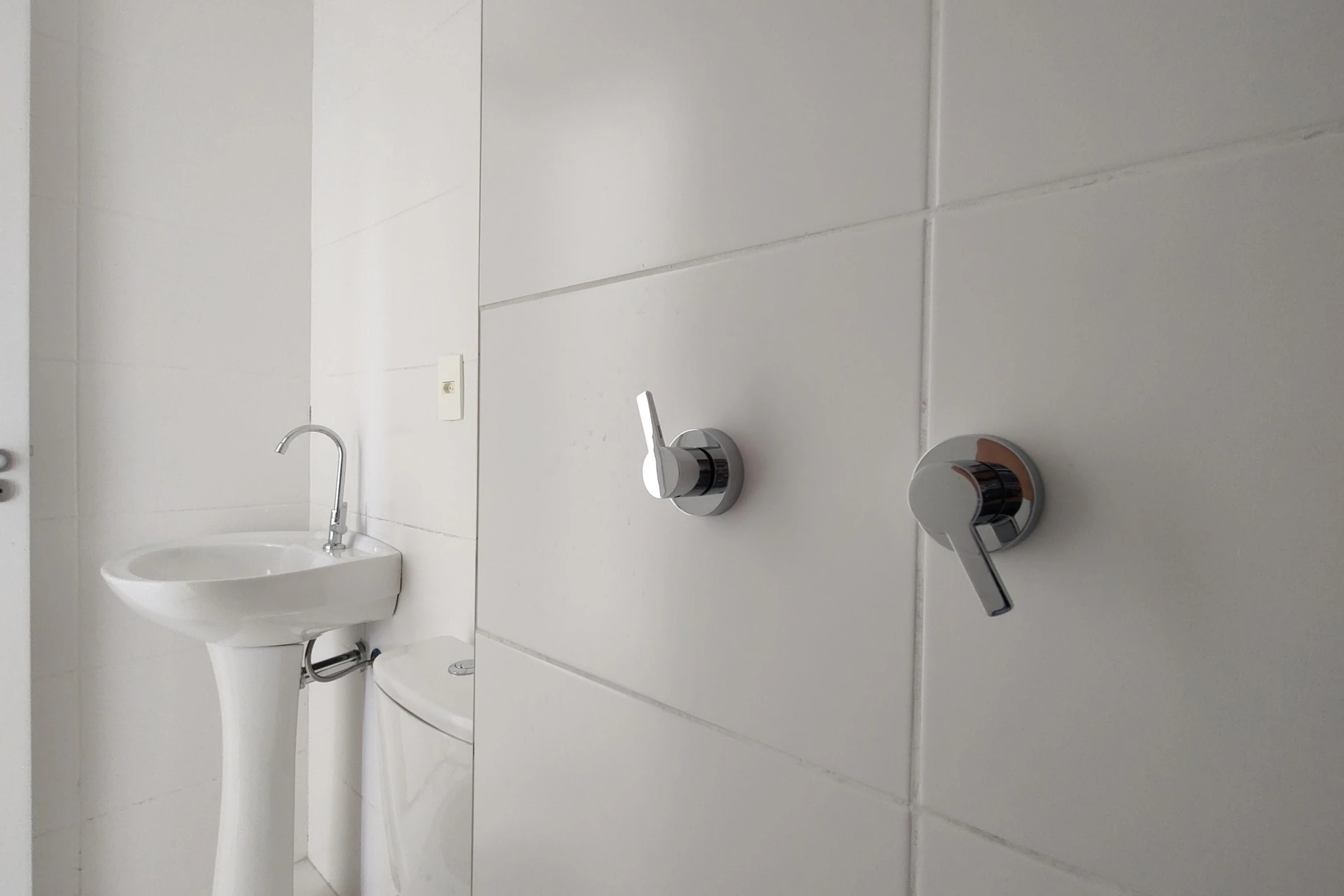 Apartamento sem mobília com 2 quartos e varanda — photo 52