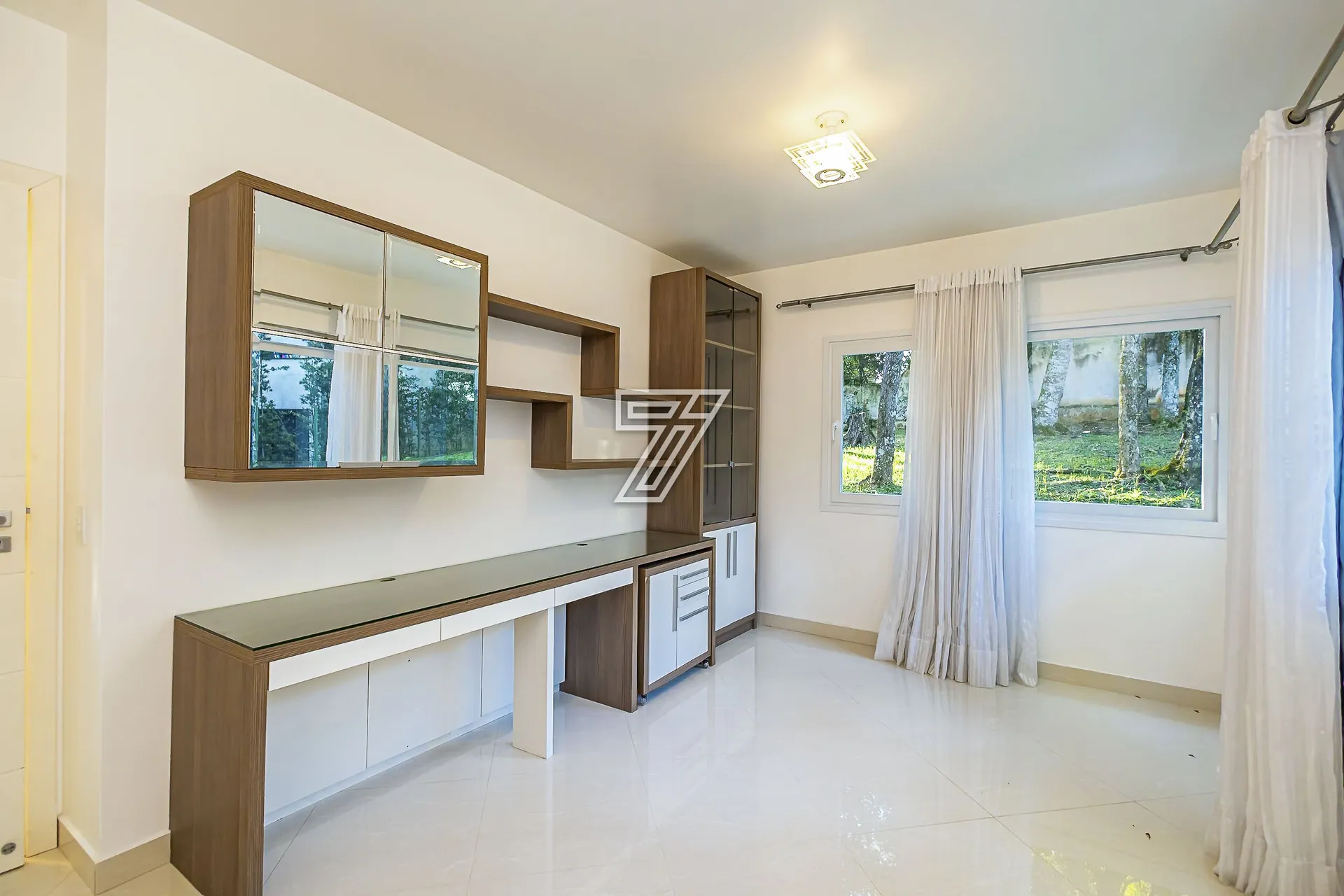 Casa para locação com 4 quartos e 3 suítes — photo 30