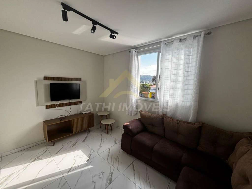 Мебльована квартира з 2 спальнями, 1 ванною 62 м²