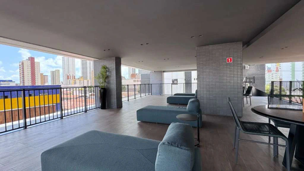 21 m² studio with private bath and 1 parking space