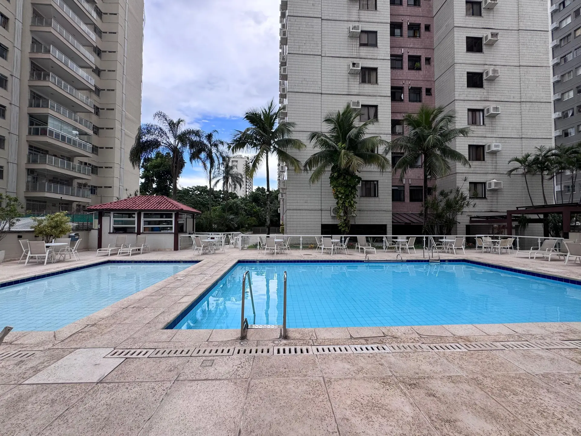 Apartamento de 3 quartos com varanda de vidro — photo 51