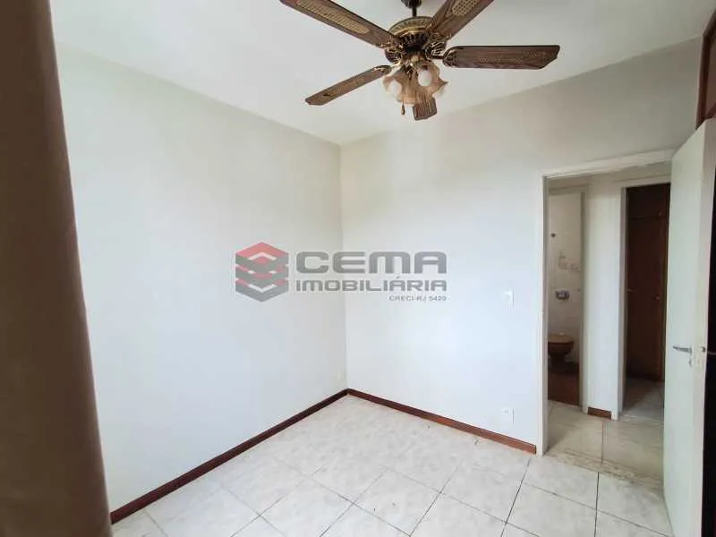 2-bedroom apartment in a building with a gym — photo 7