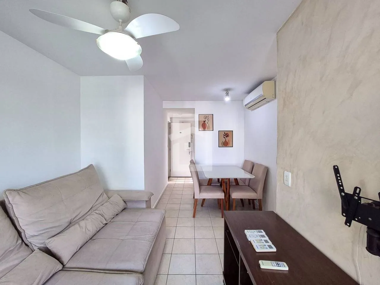 Apartamento com máquina de lavar, Barra Olímpica