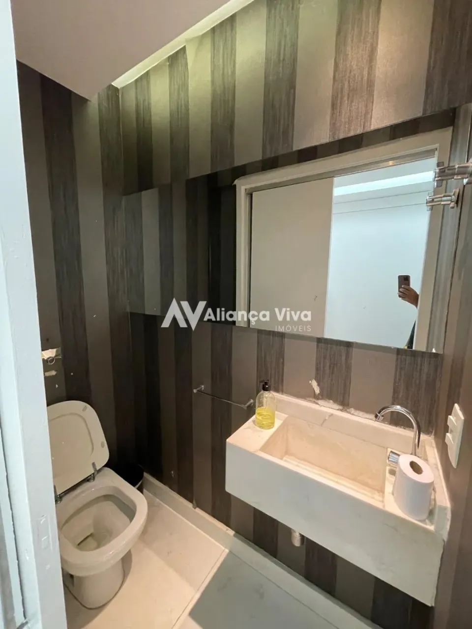 3-bedroom apartment with 1 suite and 4 bathrooms — photo 10