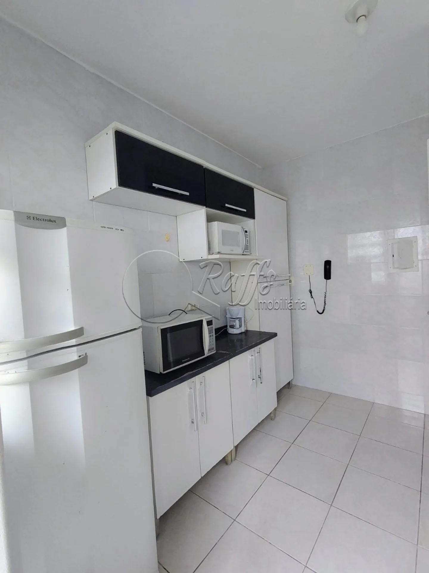 2-bedroom apartment with 64 m² and a glass shower box — photo 10