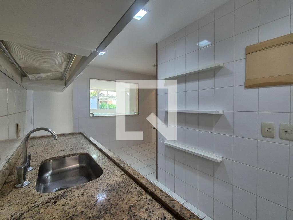 Casa de 4 dormitorios con balcón y 3 plazas de parking — photo 12