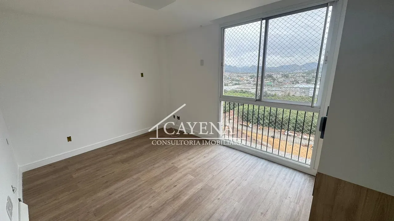 Apartment with 3 bedrooms and a closed kitchen — photo 8