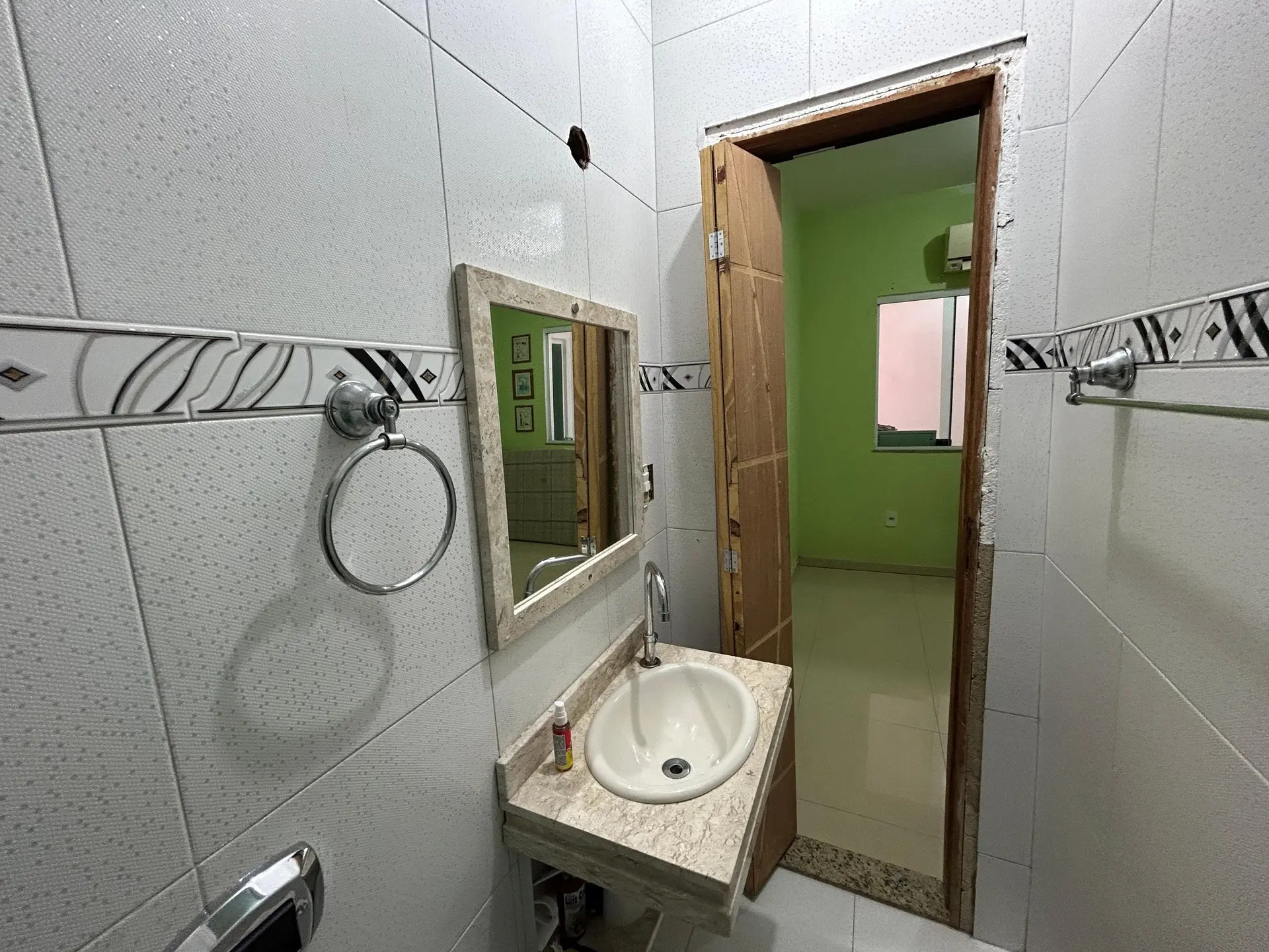 Rental house with 2 en-suite bedrooms and balcony — photo 49