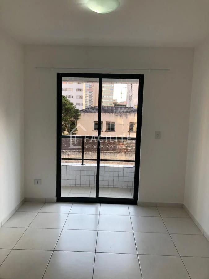 One-bedroom apartment with a washing machine in Curitiba — photo 23