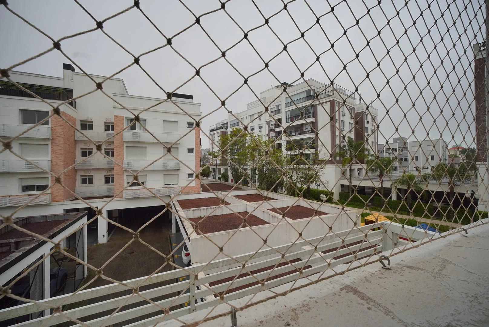 Furnished apartment, 100 m², with a grill on the balcony — photo 27