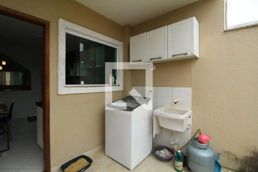 200 m² apartment with 3 en-suite bedrooms and balcony — photo 38