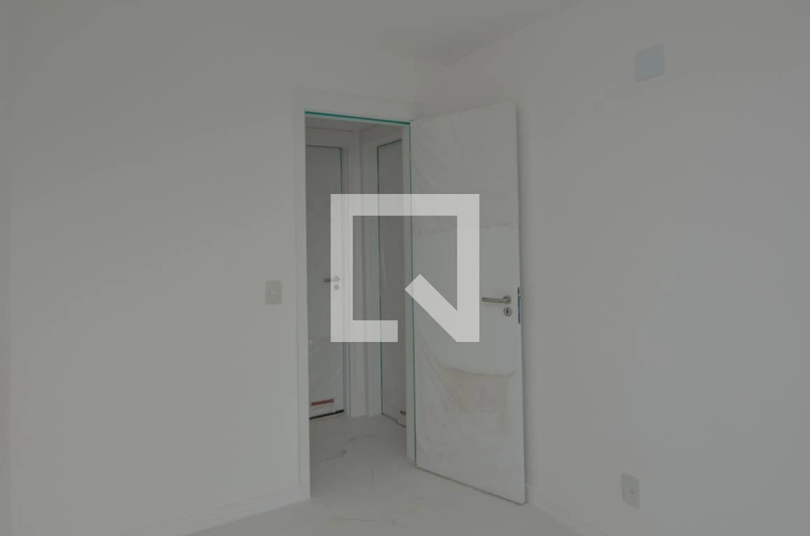 2-bedroom apartment in a building with a sauna — photo 36