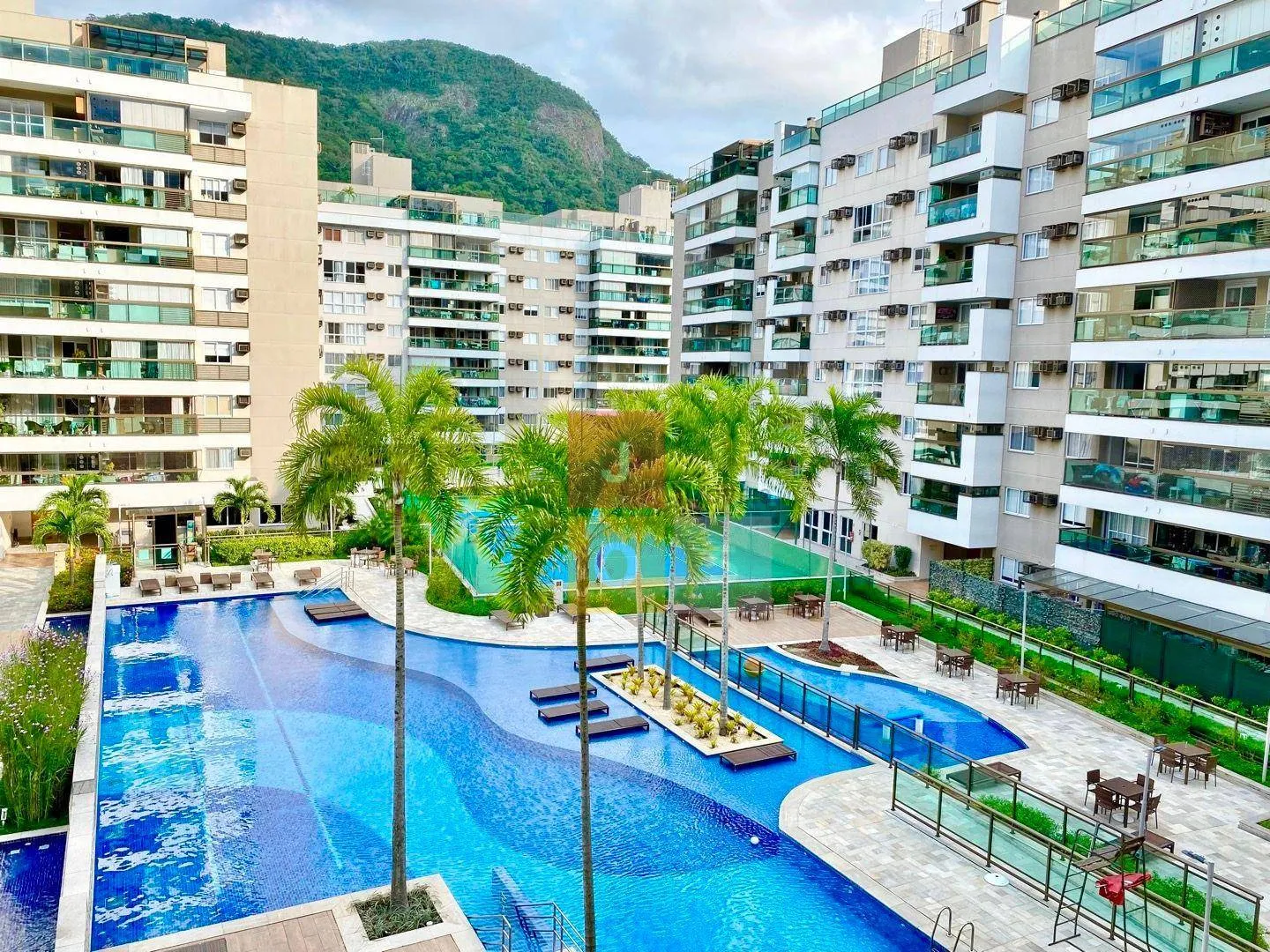 2-bedroom apartment with 2 bathrooms, 72 m² — photo 61