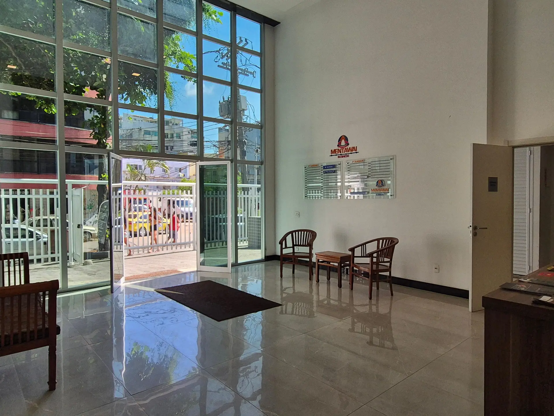 Furnished 2-bedroom apartment with 2 parking spaces — photo 32