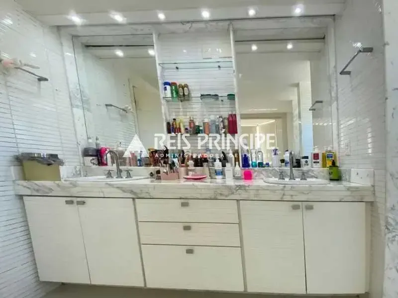 Duplex house with 5 bedrooms and a glass-enclosed balcony — photo 23