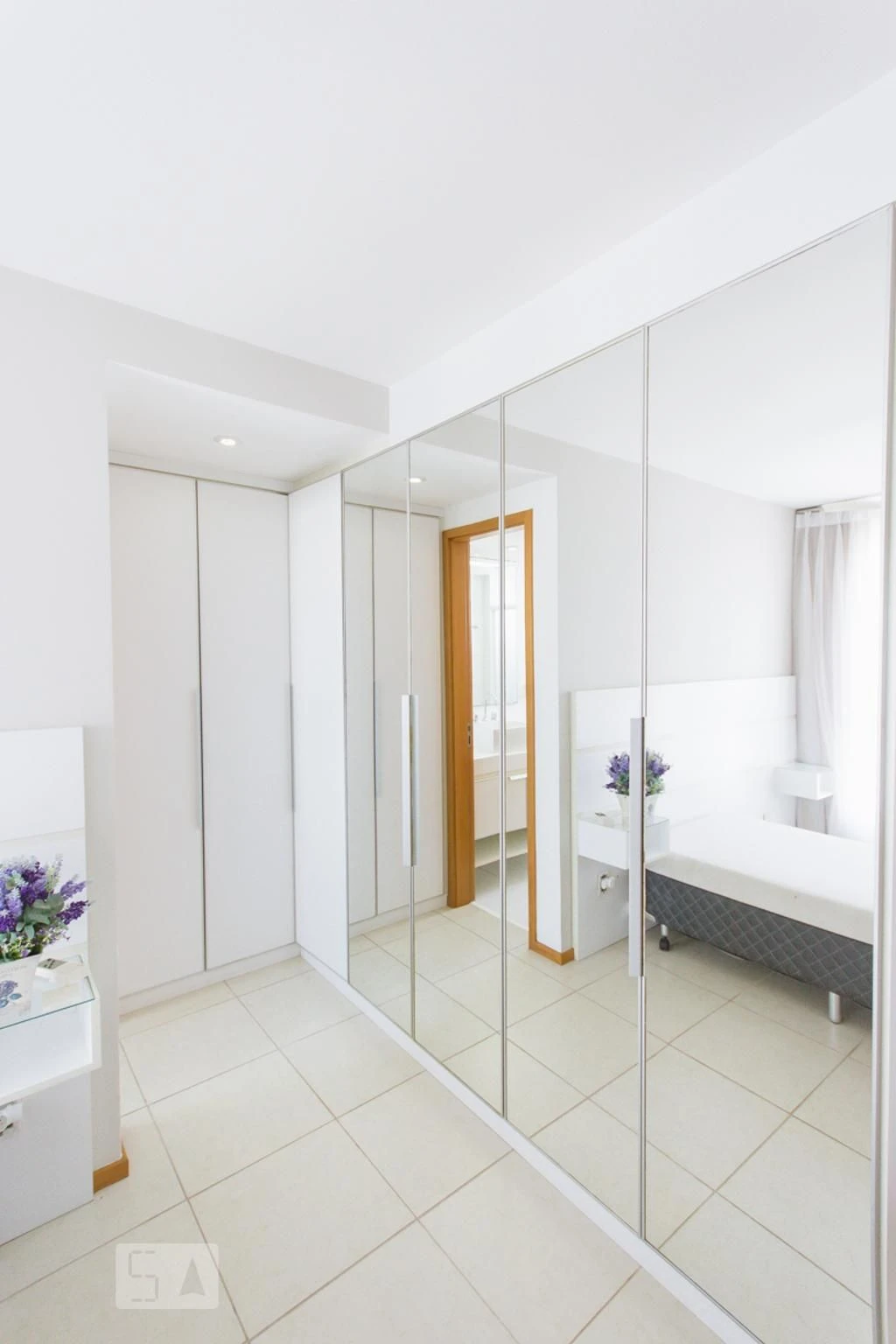 Apartamento mobiliado com 3 quartos e 3 banheiros — photo 53