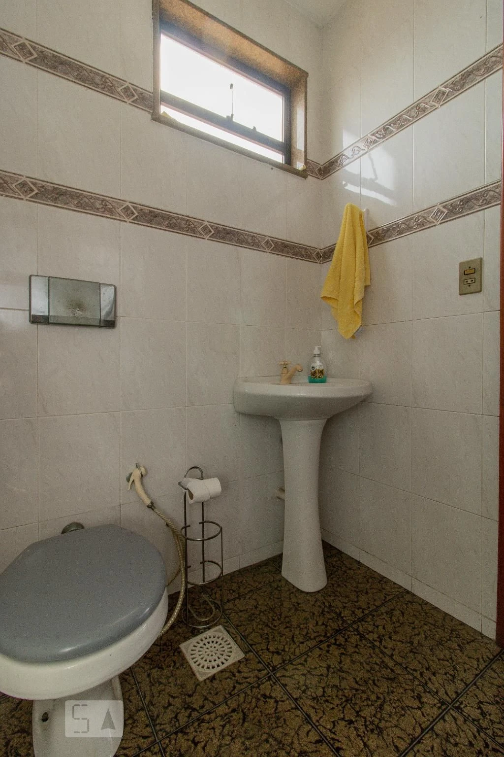 Rental house with 4 bedrooms and a private garden — photo 39