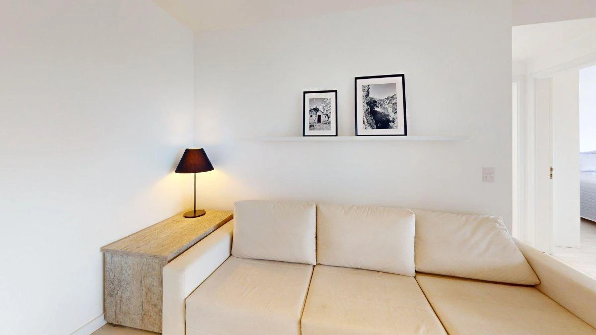 Furnished apartment, 95 m², with a glass-enclosed balcony — photo 7