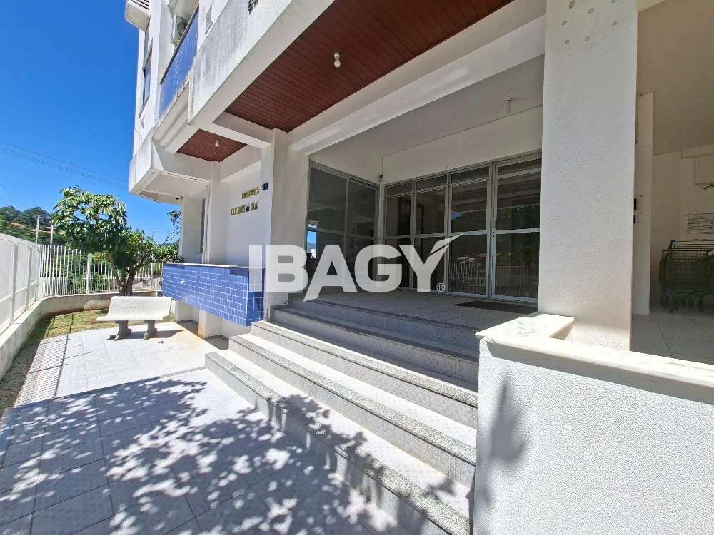 Вид на горы и 1 спальня: квартира 47 м² — photo 4