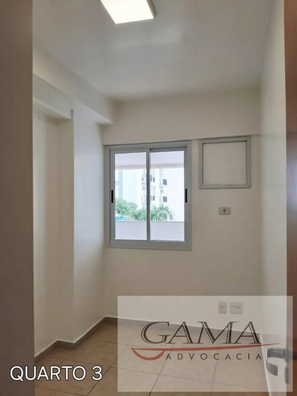 Apartment with 3 bedrooms and an enclosed balcony — photo 14