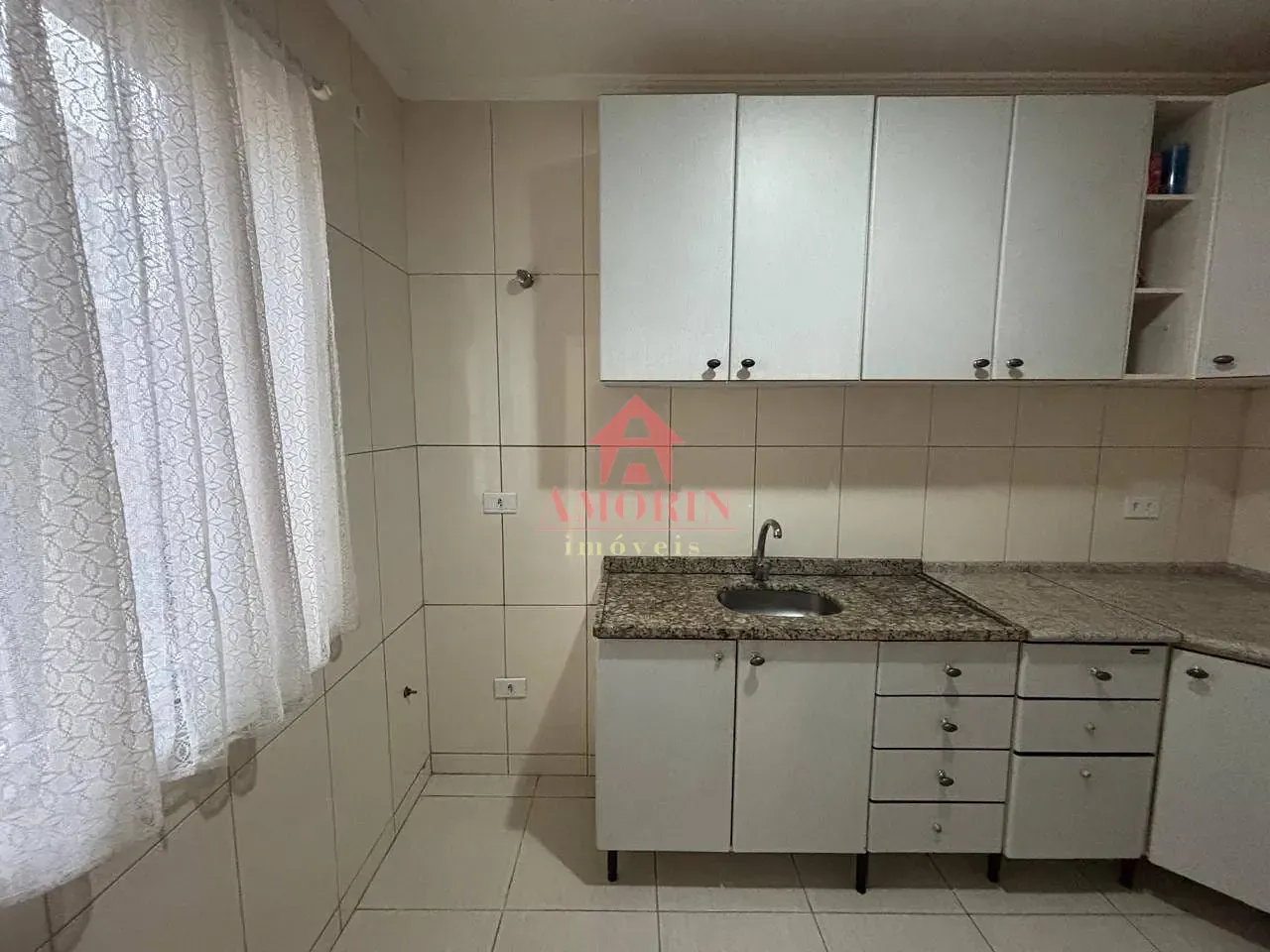 3-bedroom house with a grill on the balcony in Curitiba — photo 10