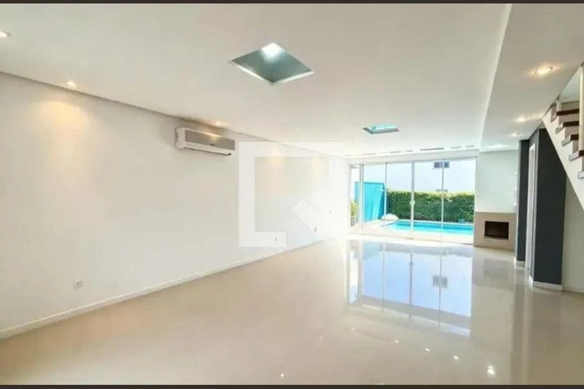 House, 207 m², with floor-to-ceiling windows — photo 14