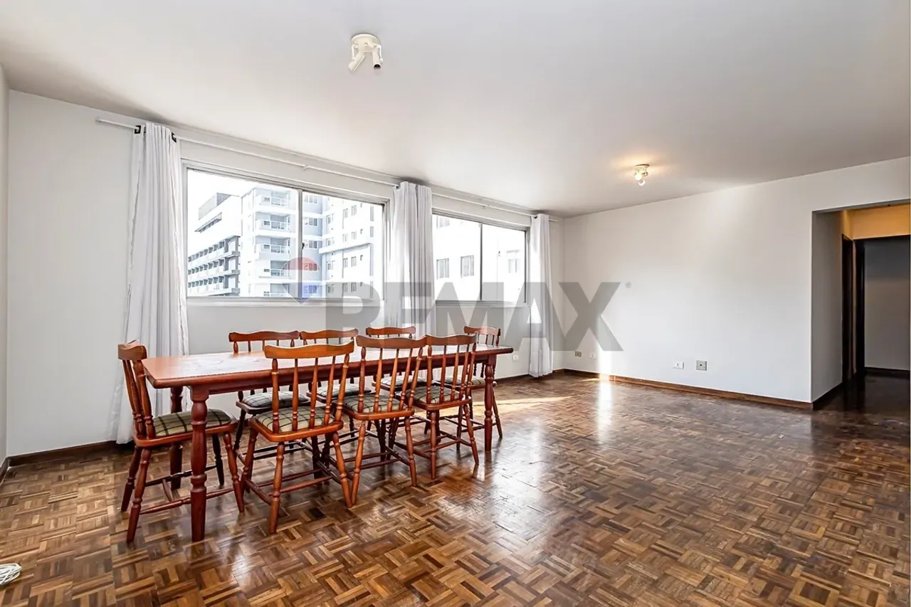 94 m² apartment with a washing machine and a home office — photo 15