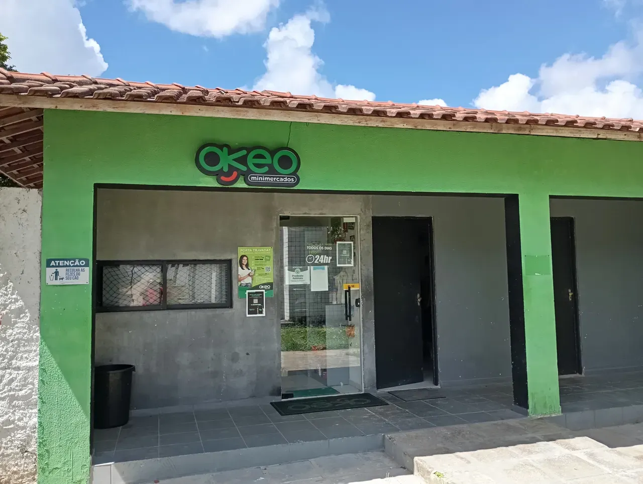 Apartamento de 2 quartos em condomínio com piscina — photo 14