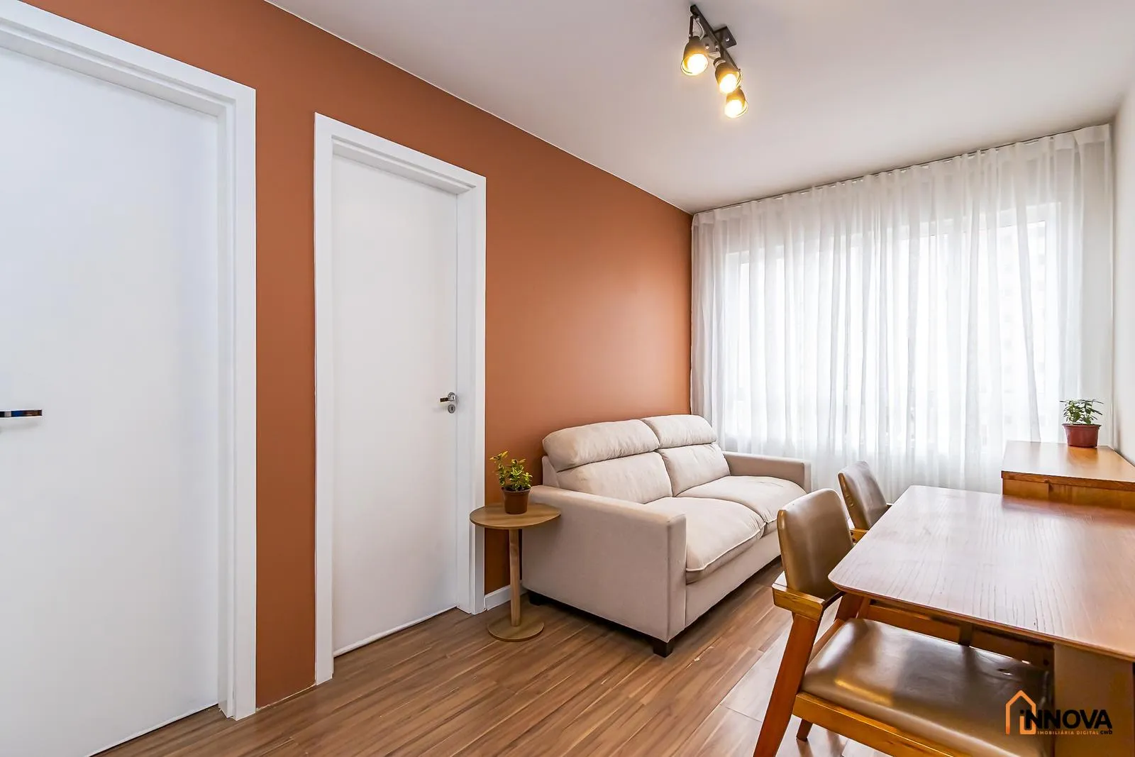 Робоче місце та 1 спальня: квартира 35 м² — photo 7