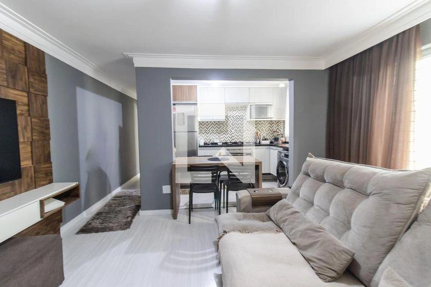 Furnished 2-bedroom apartment with private BBQ