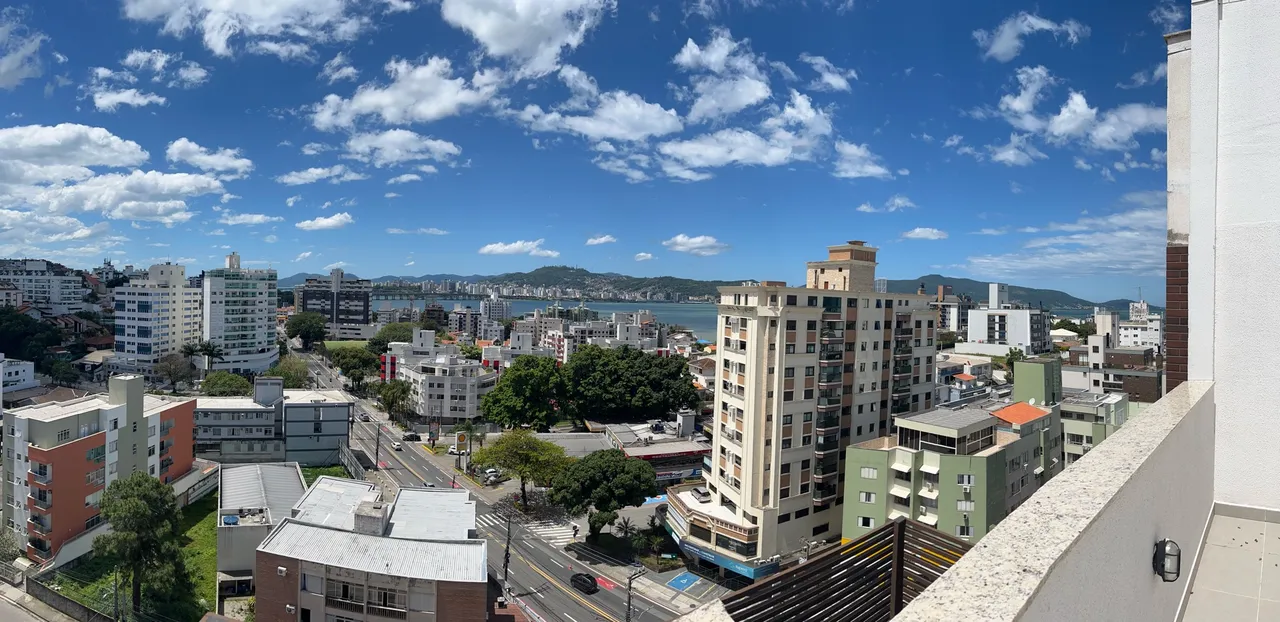 One-bedroom apartment with a water view in Florianópolis — photo 5