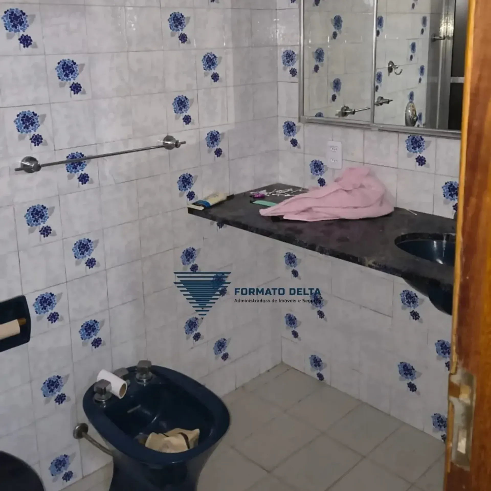 Casa com 8 quartos, 4 banheiros e 7 vagas no 2º andar — photo 48