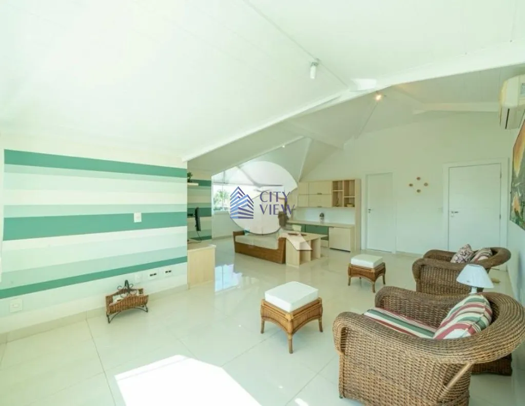 House with 5 bedrooms, 5 bathrooms and 5 parking, 1000 m² — photo 28