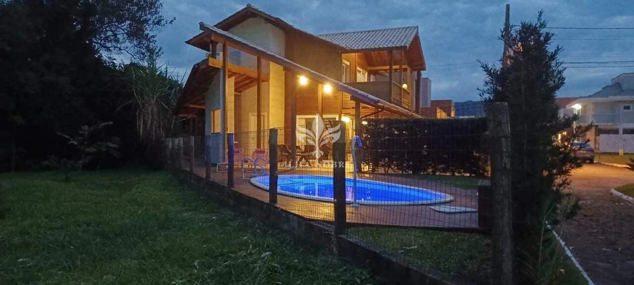 House, 209 m², with a mountain view — photo 12