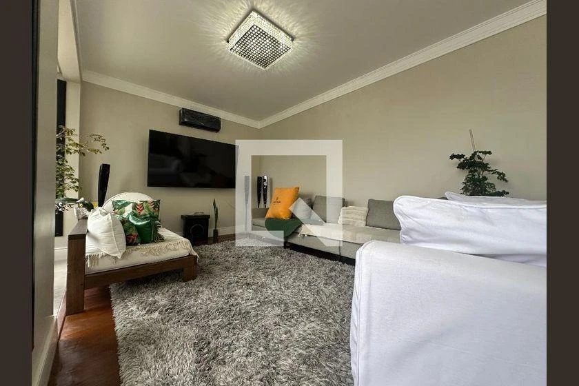 Furnished apartment, 429 m², with floor-to-ceiling windows — photo 2