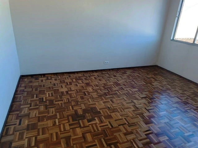 Ground-floor apartment with 3 bedrooms and 1 bathroom — photo 26